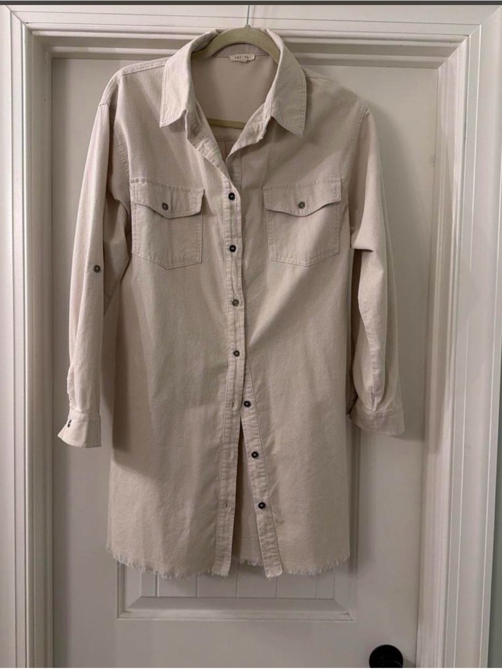 Women's Cream Button-Front Shirt Jacket